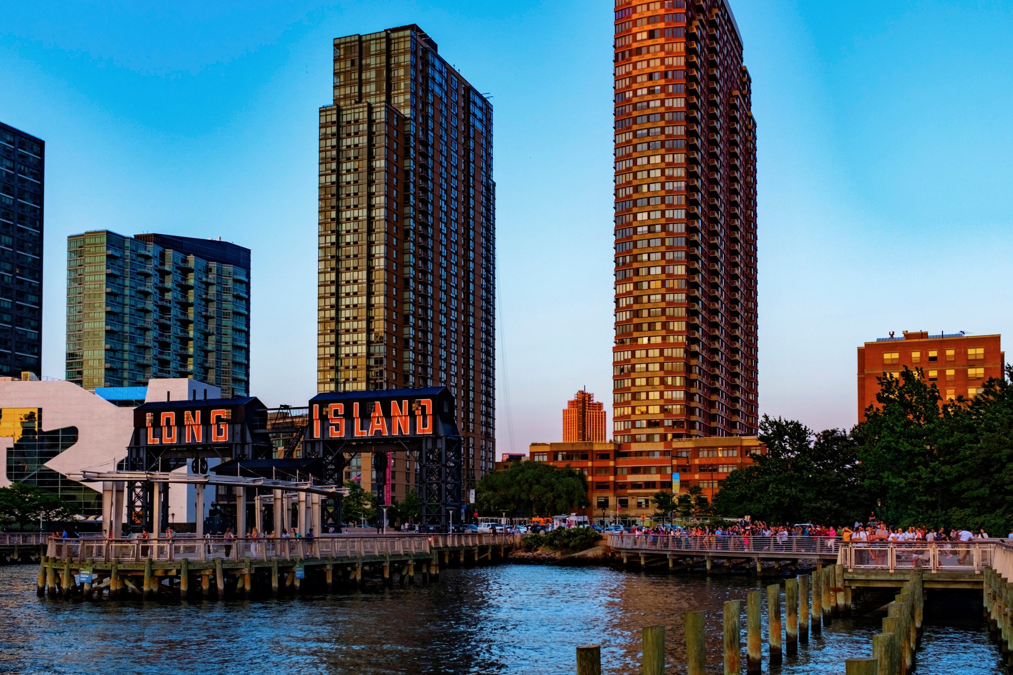 Downtown Long Island