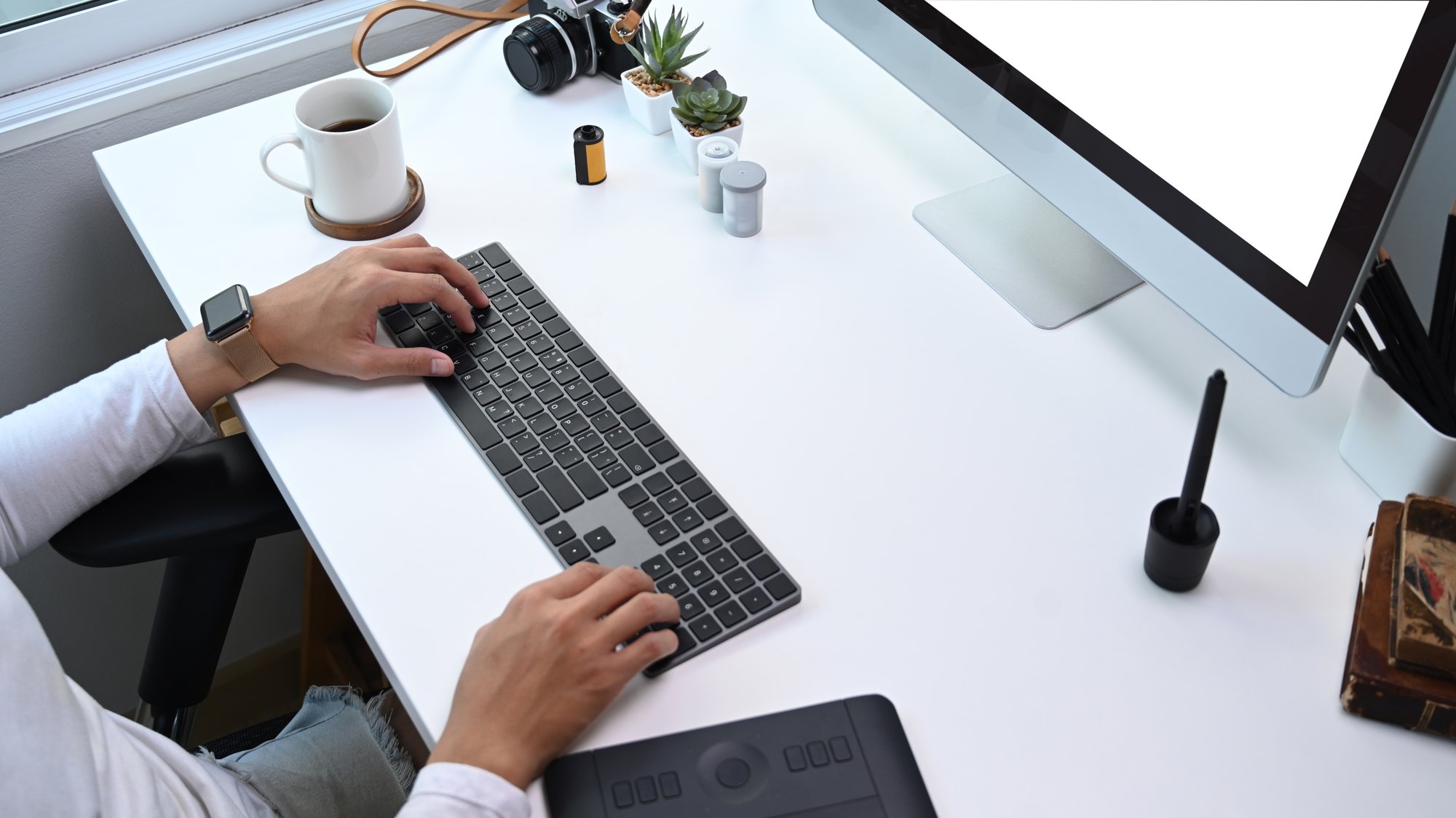 man-typing-computer man-typing-computer