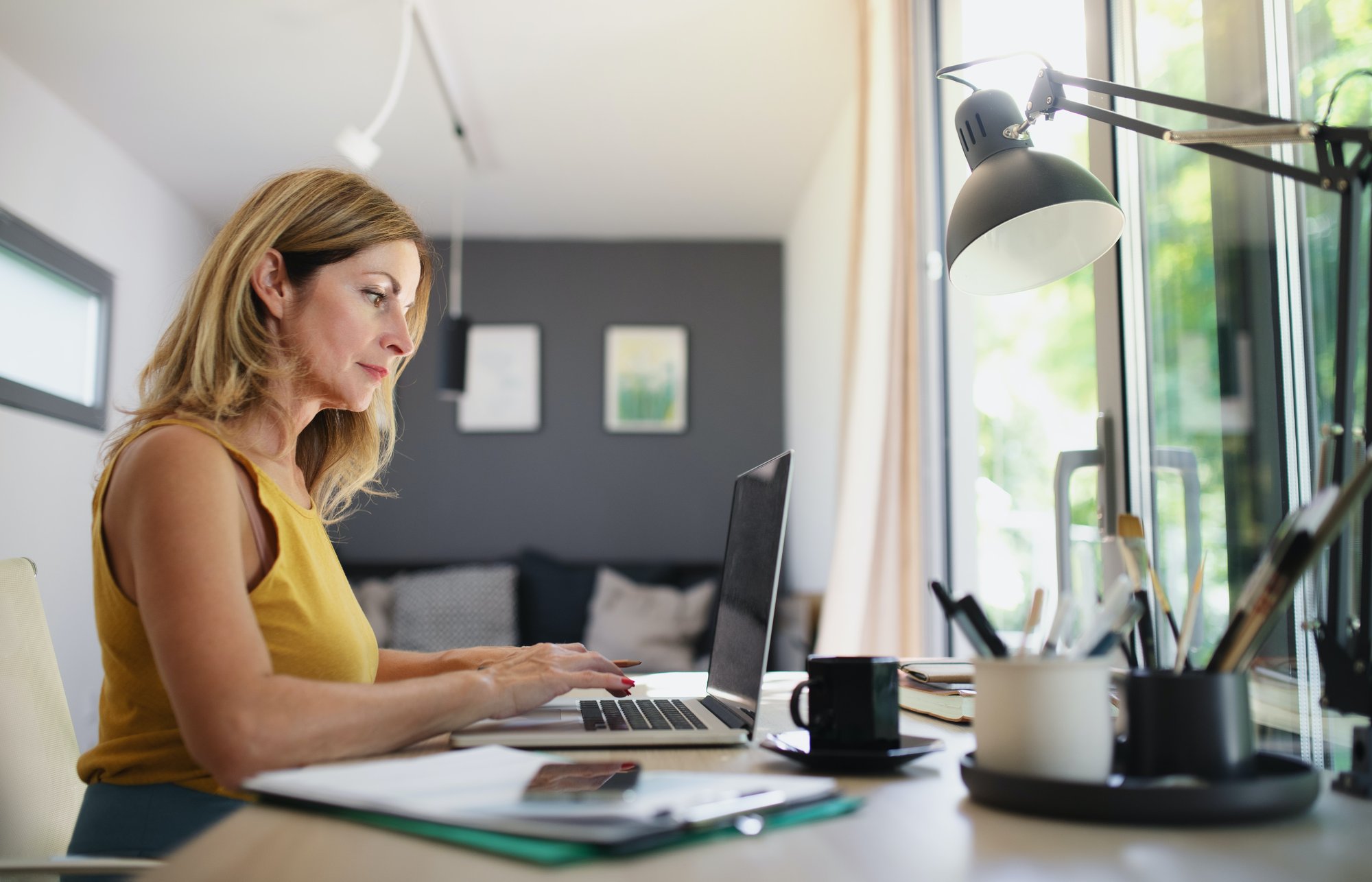 woman-at-her-computer woman-at-her-computer